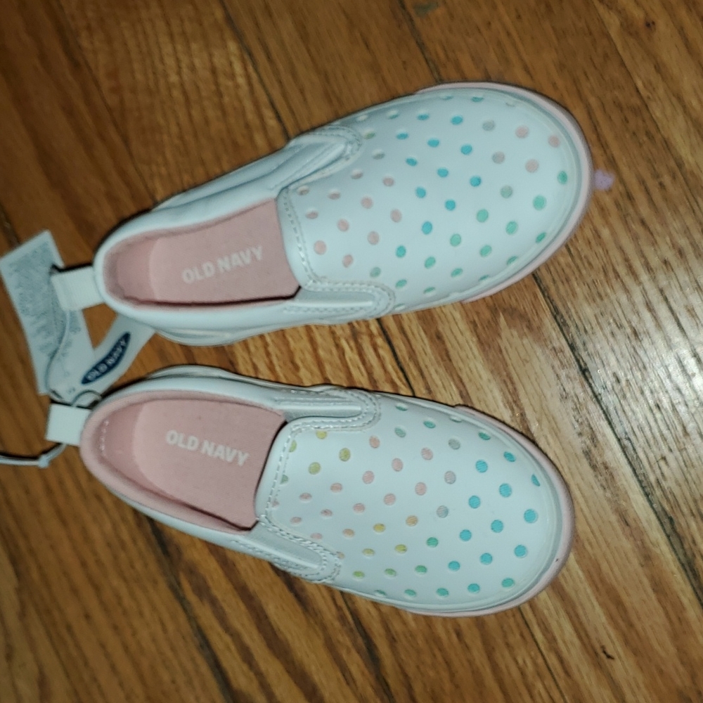 Old navy size 7 slip on shoes